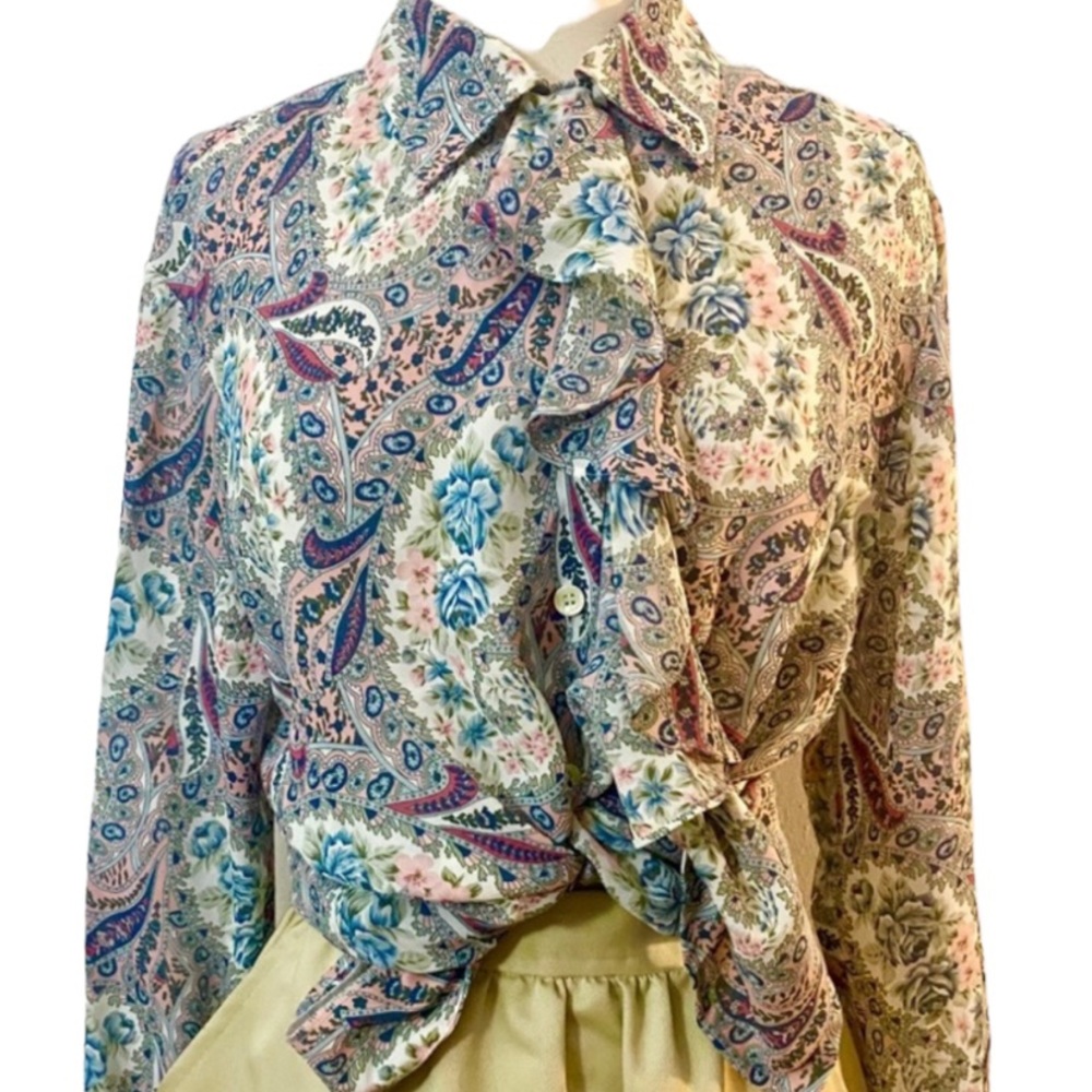 Vintage 1990’s Paisley Floral Print Button Down Blouse, Long Sleeved, Large